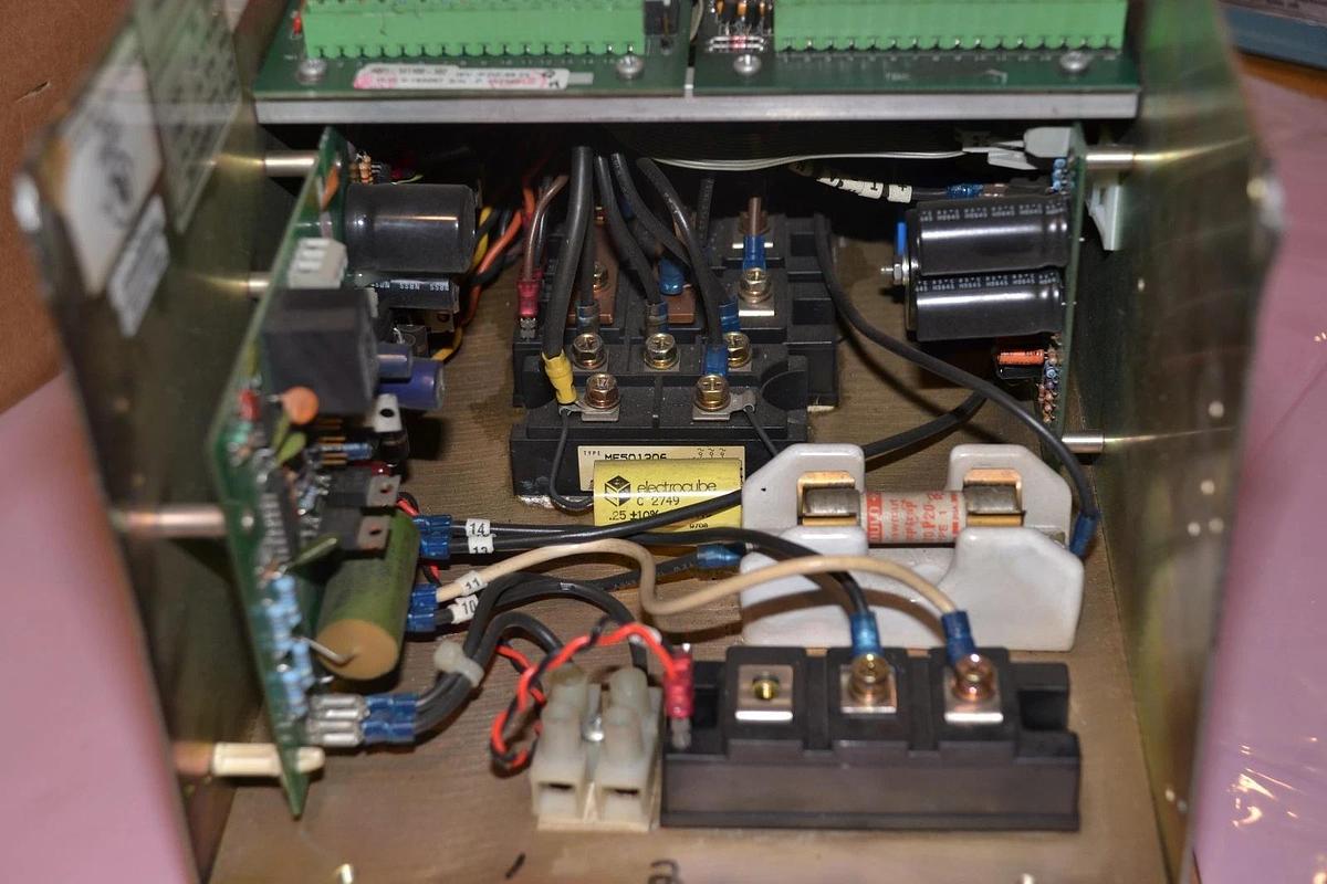 Used PACIFIC SCIENTIFIC C7.51AS4CH007NNNN 7.5HP 3 PHASE 460V 9.1A 50/60Hz DRIVE