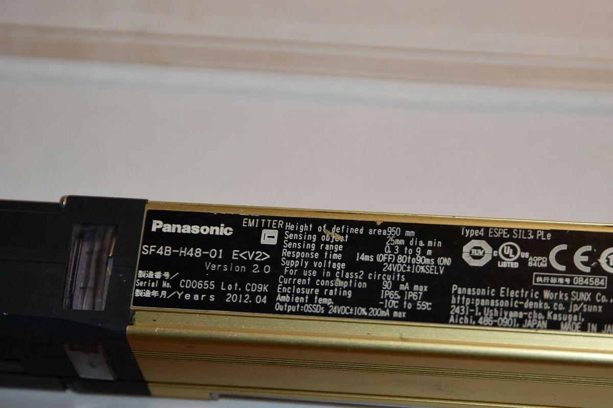 Used SUNX SF4B-H48-01 E V2 Emitter Safety light curtain Matsushita Electric PANSONIC
