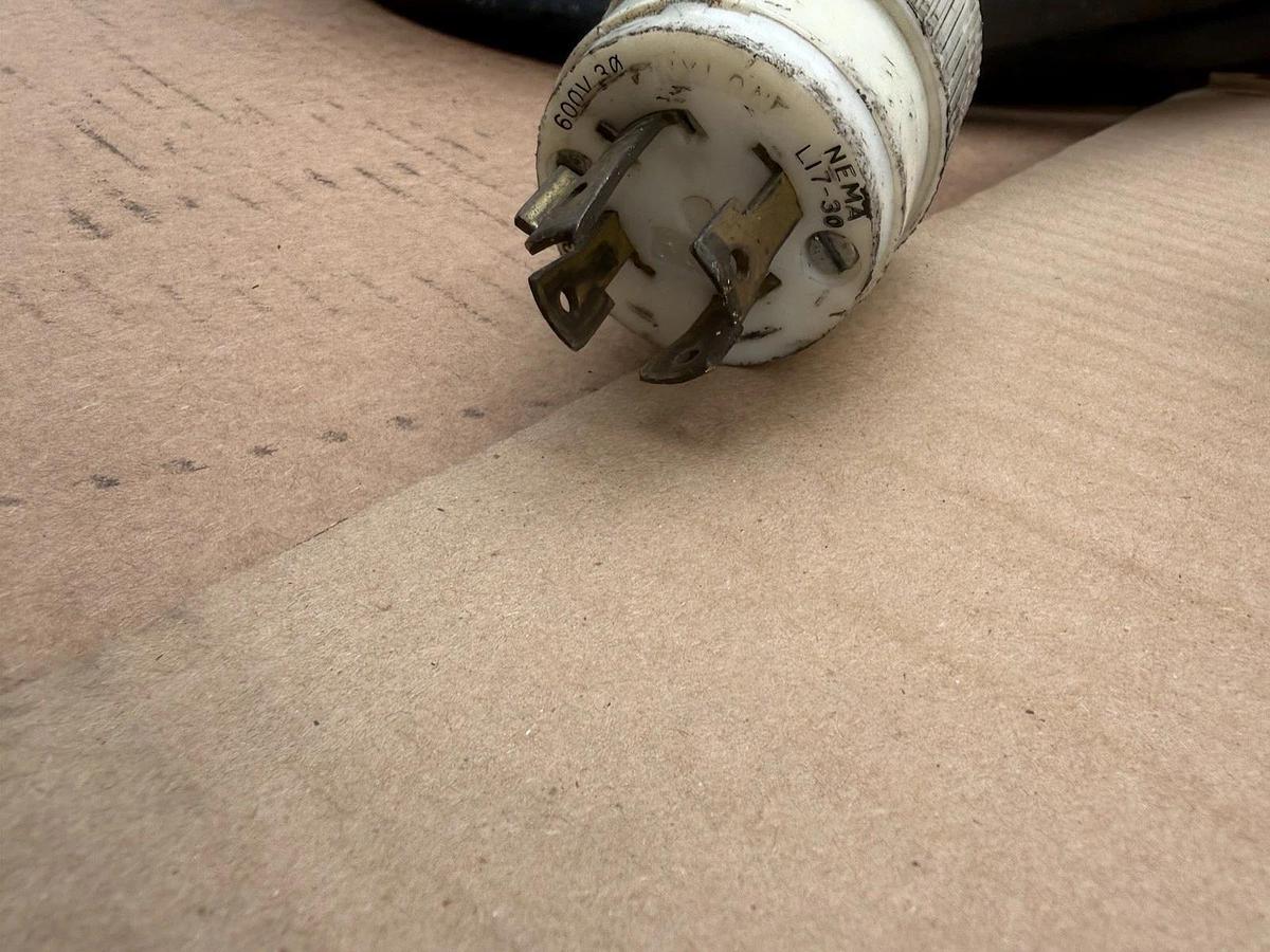 Used SKF TIH-100m/MV Medium Induction Heater for Bearings  400-460V