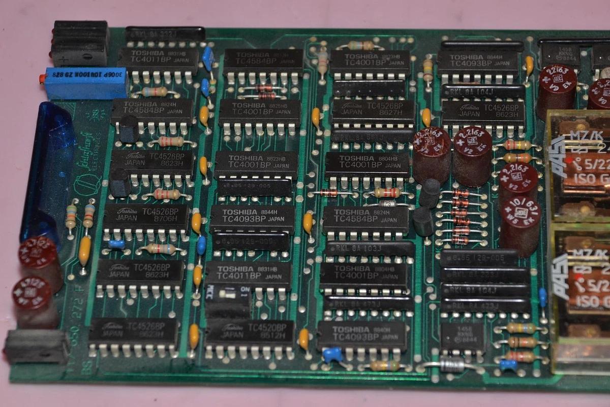 Used SCHLAFHORST ELECTRONICS 117-650 272 117650272 PC BOARD