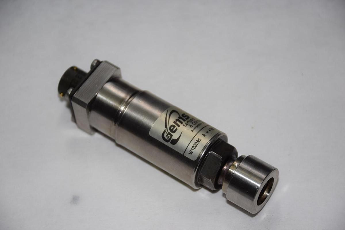 Used GEMS SENSORS 2600RGB1000C3UB001 Range - 7BAR G output 0-5V supply 6.5-35VDC