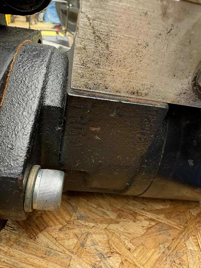 Altec Rotational Worm Gear Box Gearbox Assembly 041400079