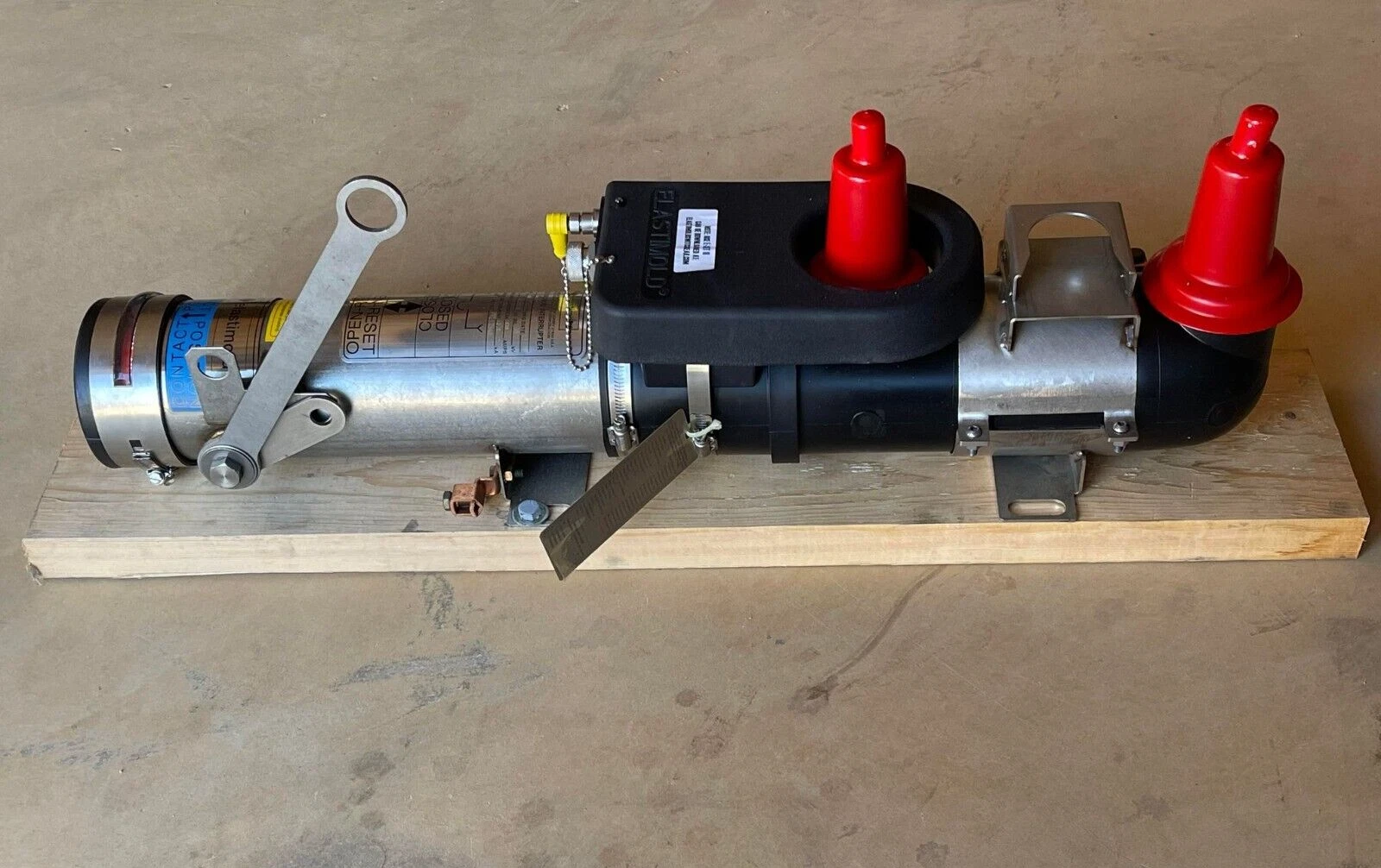 Elastimold Molded Vacuum Interrupter MVI1-21-15-66-PS MVI1211566PS *NEW*