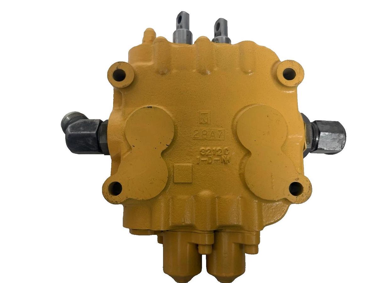 Used Altec Husco 28A7 3212C Vermeer Hydraulic Valve 2 Spool Valve block  3212C 1-D-M