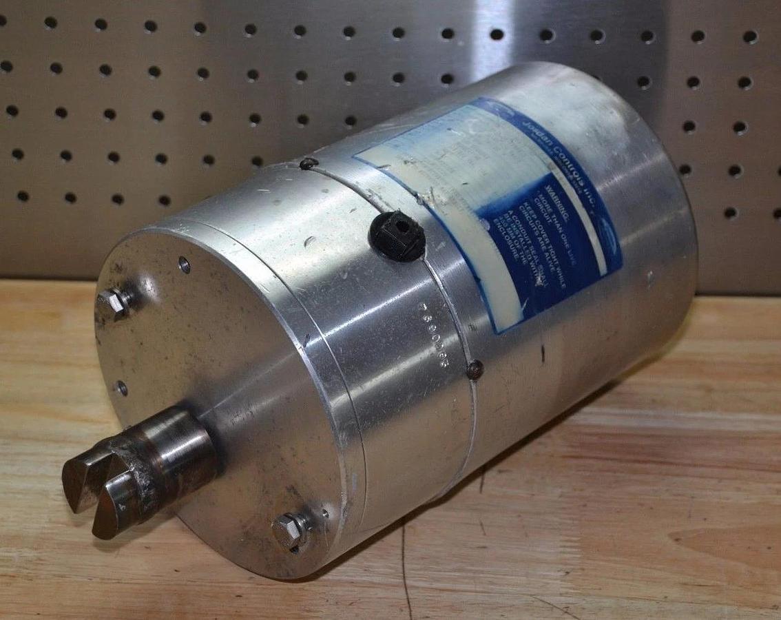 Used JORDAN CONTROLS INC. SM-1530-5/400-180-S-D-B-0-4-0-0  ROTARY ACTUATOR