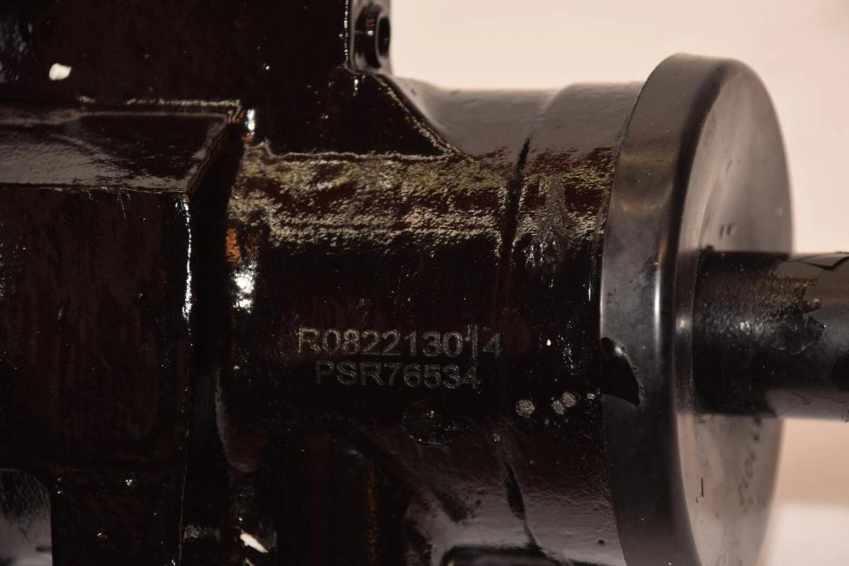 (NEW) PSR76534 , R082213014 Steering Gear Box