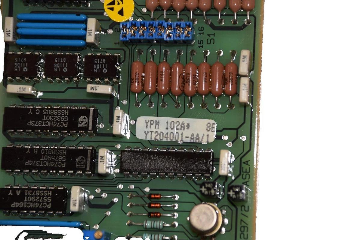 ABB Analog Output YT204001-AA/1  YPM102A, YPM 102A, YT204001-AA (New)