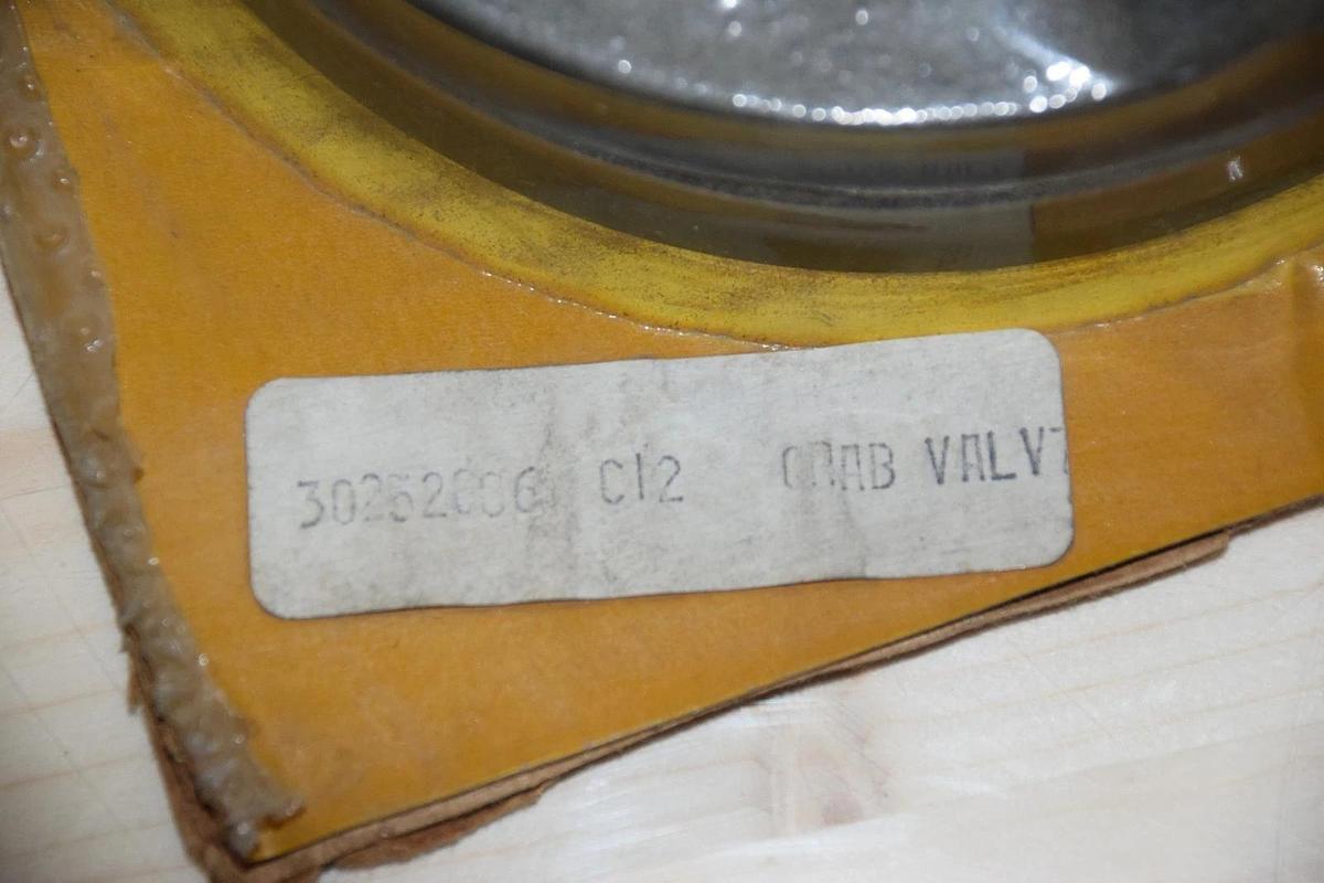 INDUSTRIAL 30252006 C12 40C20P GENERAL PURPOSE CRAB VALVE NEW