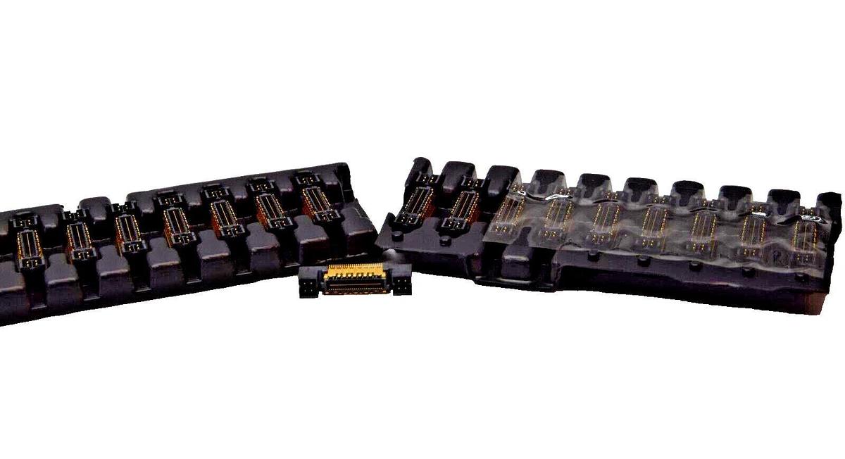 (NEW -Lot 17) 1251-9118 Header 2x8 Pairs Shielded Pitch = 0.635mm Connector