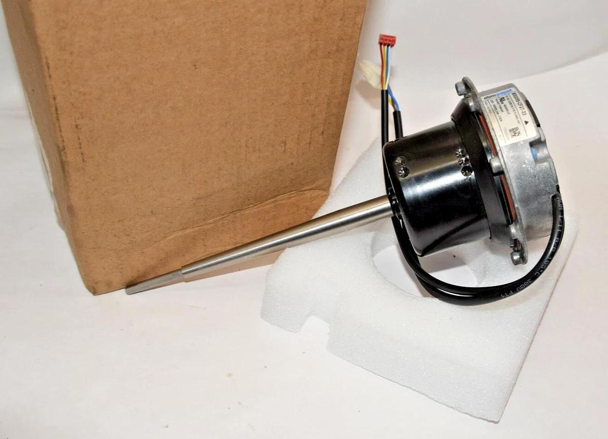 EBMPAPST Axial Fan M3G055-CF27-33 230Vac 50/60Hz M3G055CF2733 (NEW)
