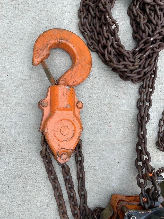 Used Ingersoll Rand Roughneck 8 TON Rigging Hoist W/ 20' LIFT CHAIN HOIST VL2-080 20'