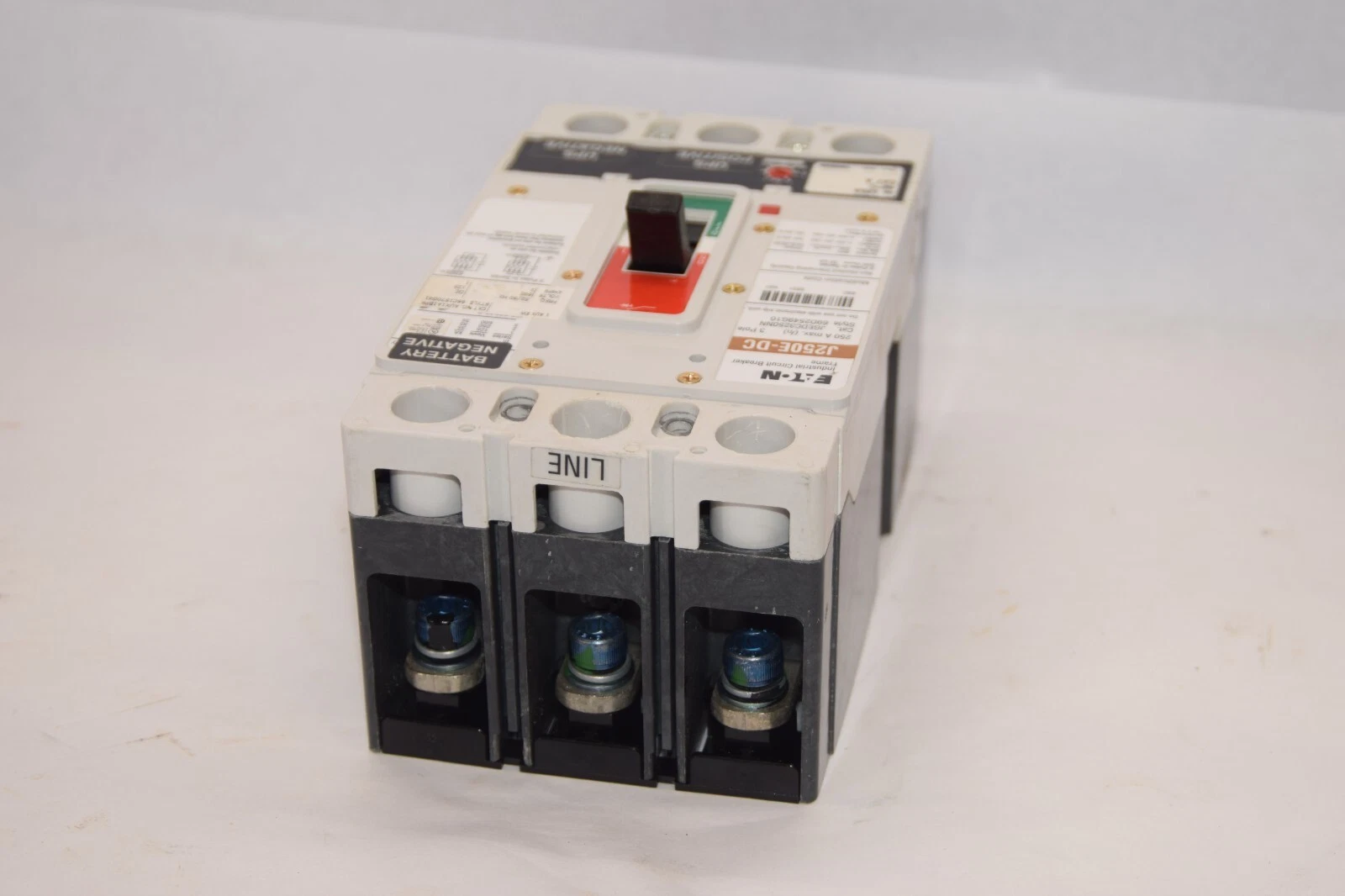 CUTLER HAMMER EATON JGEDC3250NN J250E-DC 250A w/ 125A Trip Breaker New Takeout