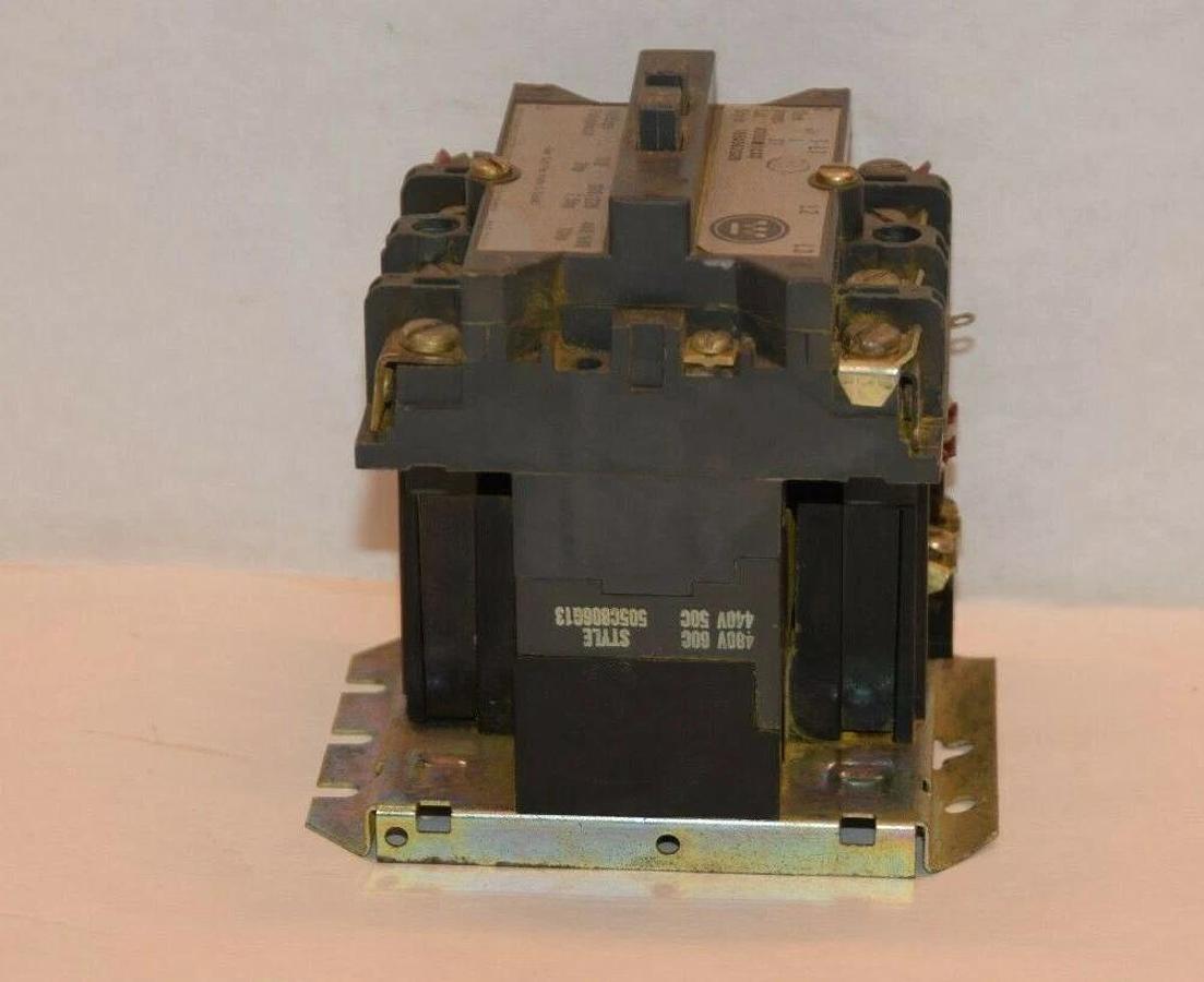 Used WESTINGHOUSE A200M1CXD 27A Size 1 110V 480/440V Coil Contactor