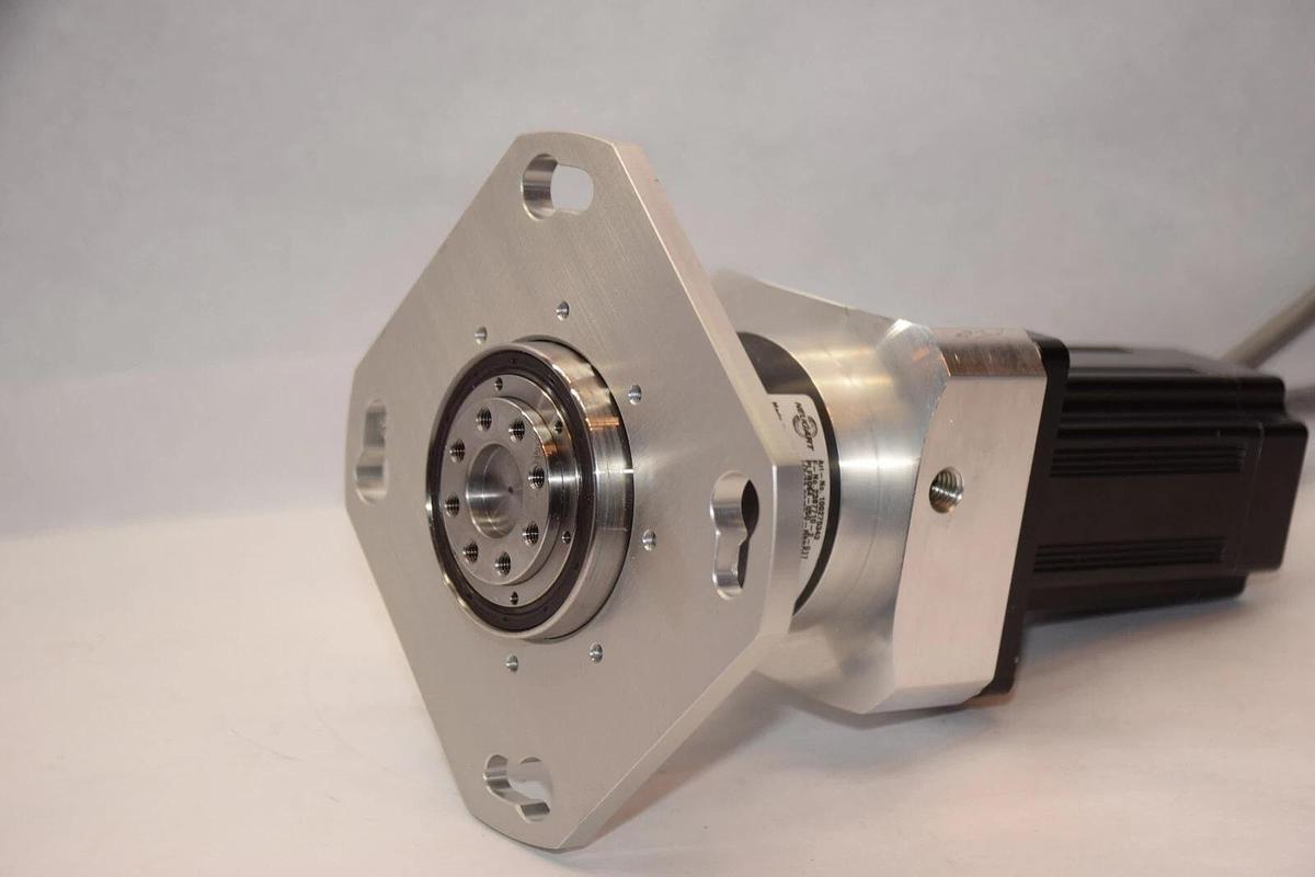 Used ADAPTAS SOLUTIONS DET24-124-EV48 Motor NEUGART Gearbox PLFN064-050-RSSD3AD-Z12.7