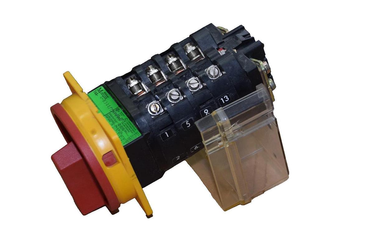 Used MOELLER Relay Disconnect Switch T4A-4-8344/EA/SVE T4A48344/EA/SVE 60a 600v