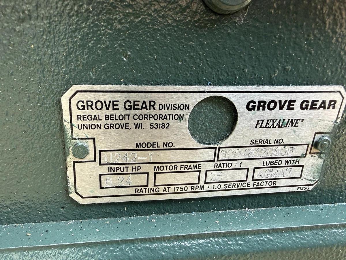 Refurbished Grove Gear Flexaline U242-1 Worm Gearbox 25:1 Speed Reducer 6.24HP 1-1/4" 1-7/8"