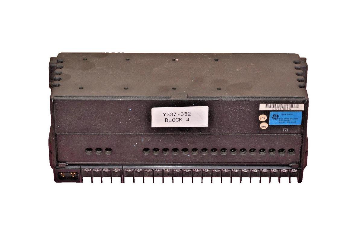 Used General Electric GE Fanuc Electric Module IC660ELD021B 24/48vdc IC660TBD023K