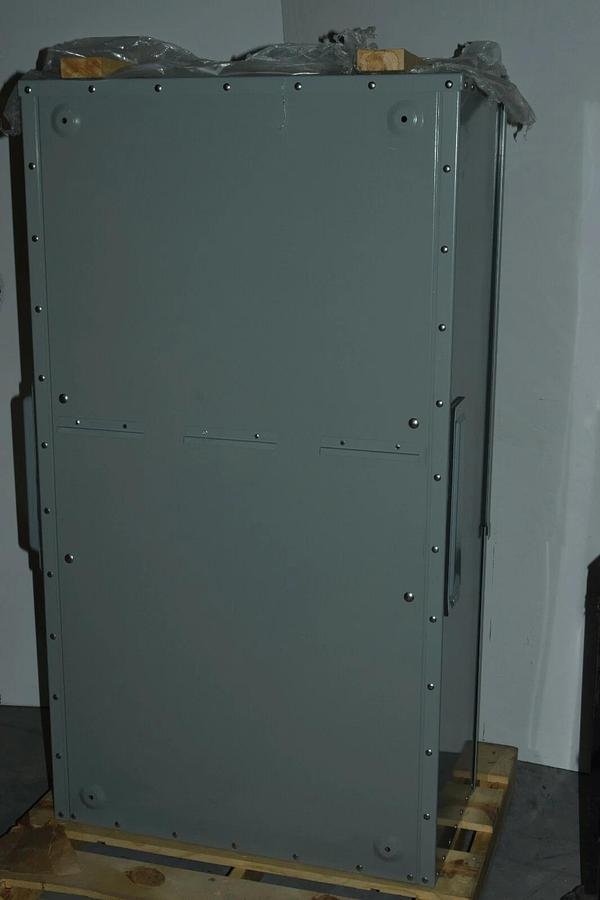 Cutler-Hammer 3BPS1200RT Bolted Pressure Contact Switch 1200A 3PH 1200 Amp Eaton