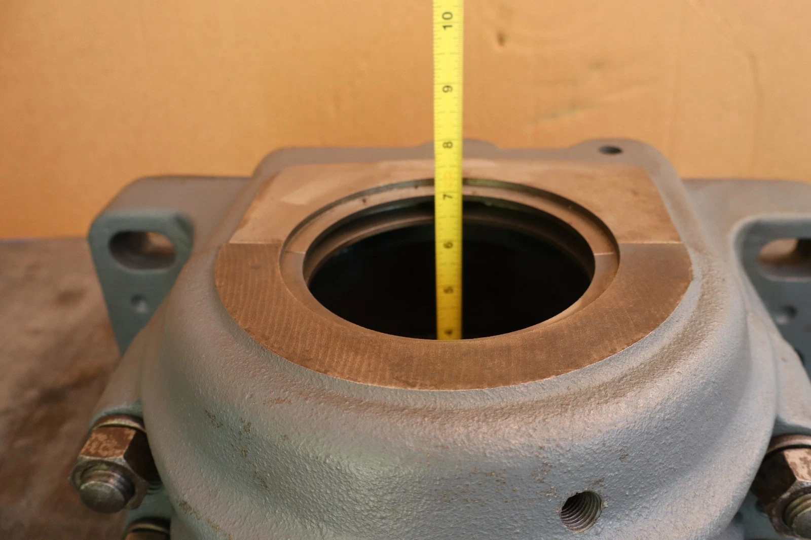 Refurbished Link-Belt Pillow Block HOUSING 4-Bolt 4-9/16" 4 9/16" Cast Iron (Refurbished)