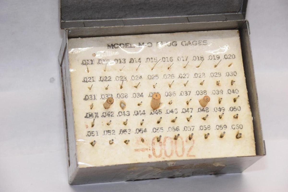 Used MEYERS M-O Plug Gauges .011-.060 Gauge Holder Marker