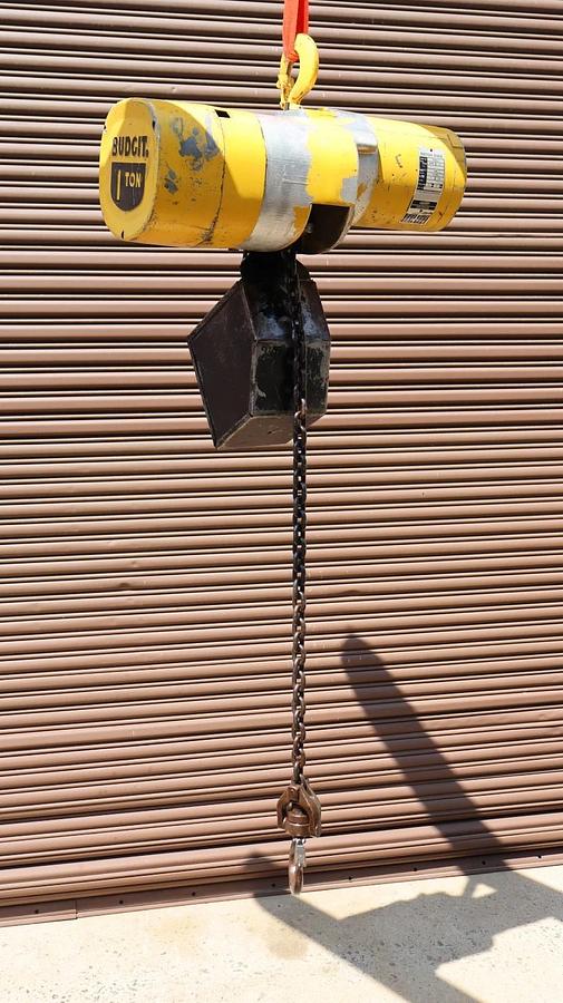 Used Budgit Chain Hoist 1 Ton 2000lb K-356-2 309826-87A  10" Chain Drop 230/460v 3ph