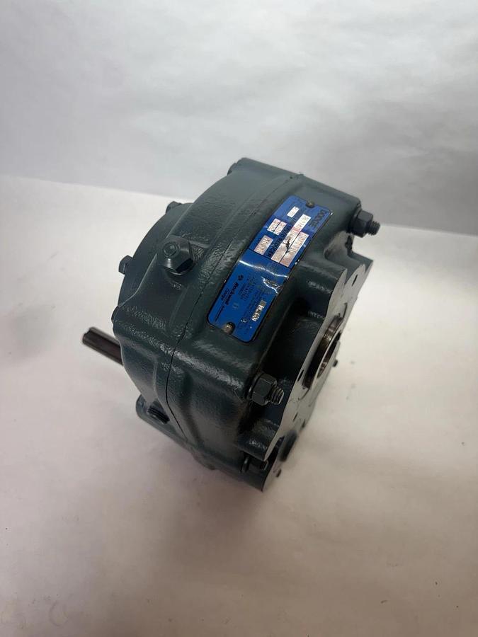 Dodge SCXT115 351163-DA Torque-arm Speed Reducer Gear box 15.35 : 1, 7.13 HP New
