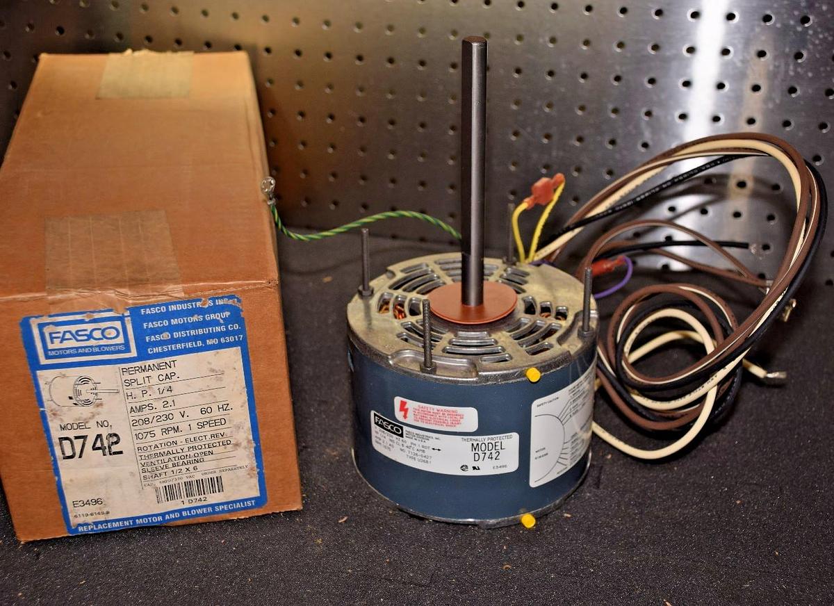 FASCO Single 1 Speed Condenser Motor D742 1/4hp 2.1a 208/230V 60hz 107rpm NEW
