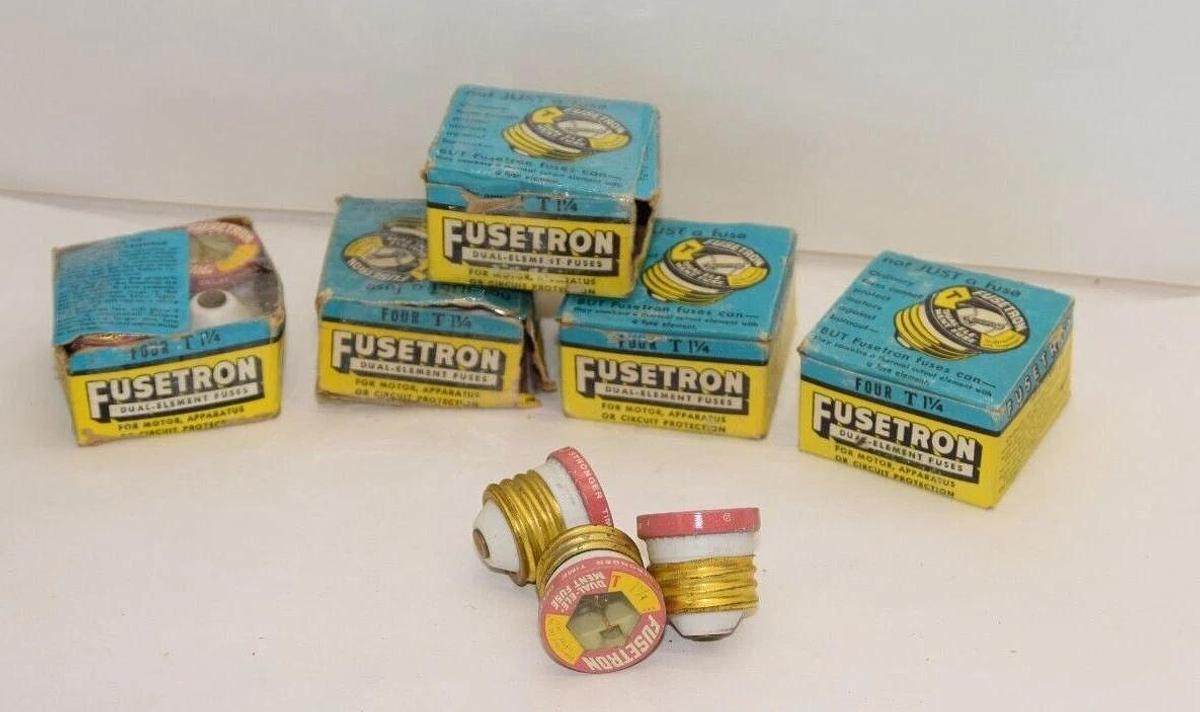 (NEW - Lot of 23) FUSETRON T1-1/4 Dual-Element Fuse