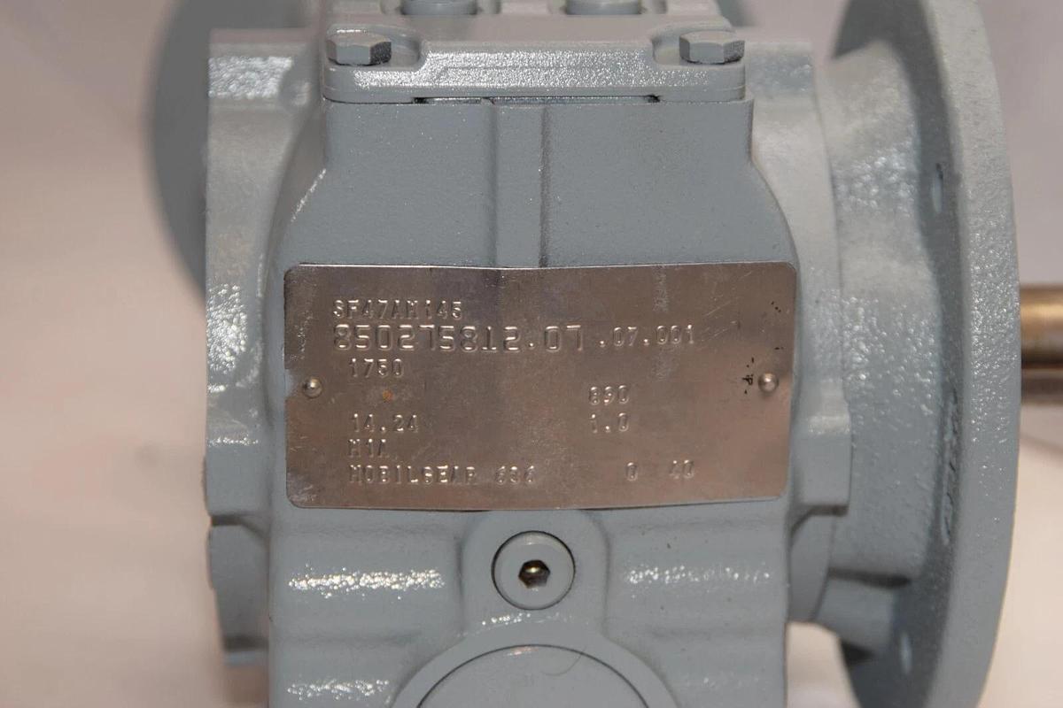 (NEW) SEW-EURODRIVE SF47AM145 850275812.07.07.001 Mobilgear 636 Gear Reducer