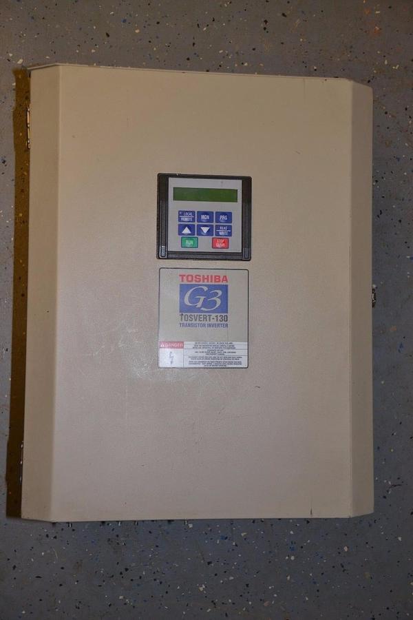Used TOSHIBA VT130G3U-4330 VT130G3U4330 30HP 33KVA 460V  Transistor Inverter