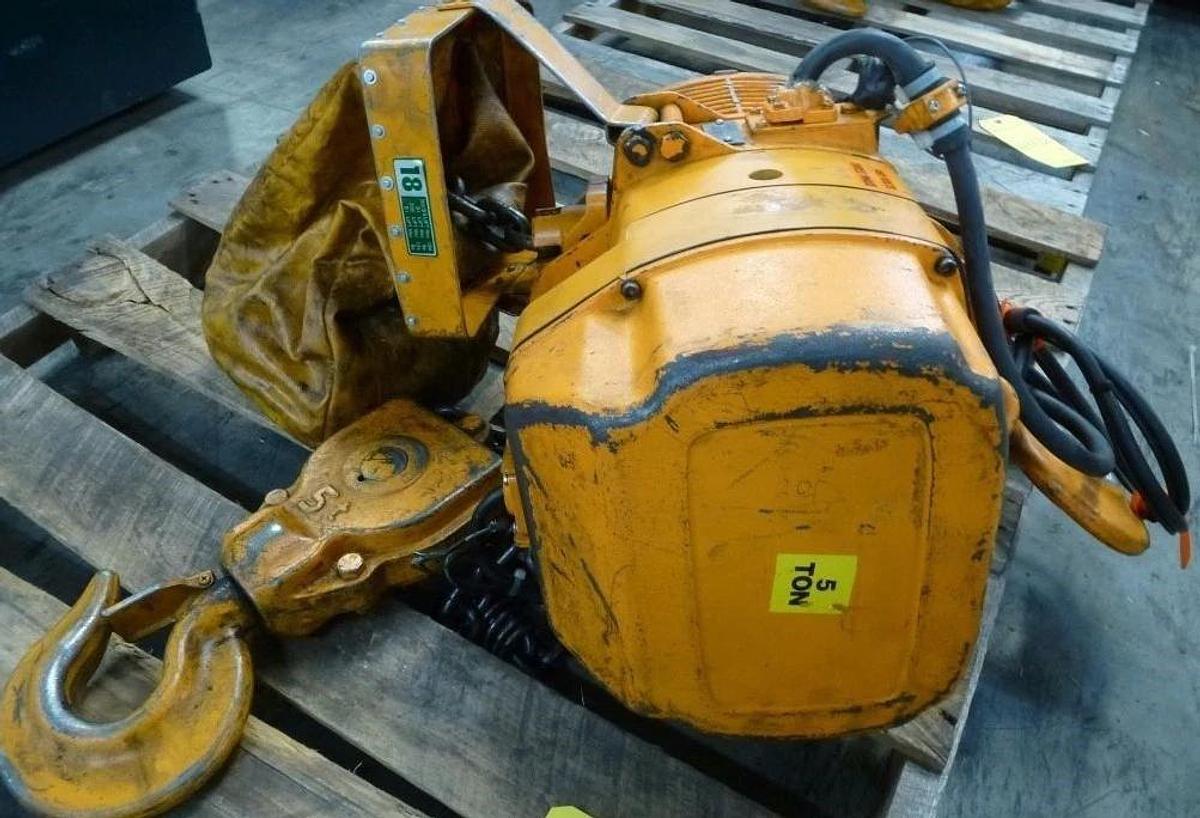 Used INGERSOLL RAND 5 TON Chain Hoist  5Ton, 5T 10,000 lb 460V 3ph IR