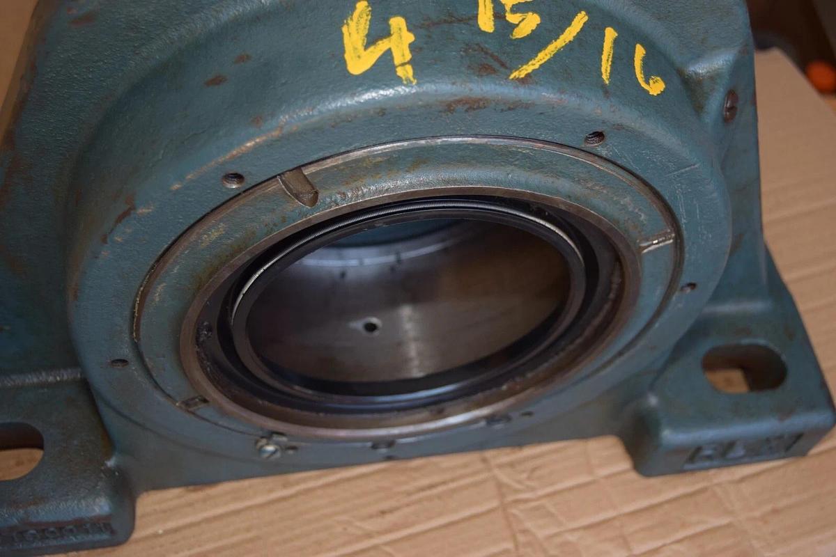 Rex Pillow Block Bearing Steel Housing ZP5415F ZP5415-F 5050780011 4-15/16 NOS
