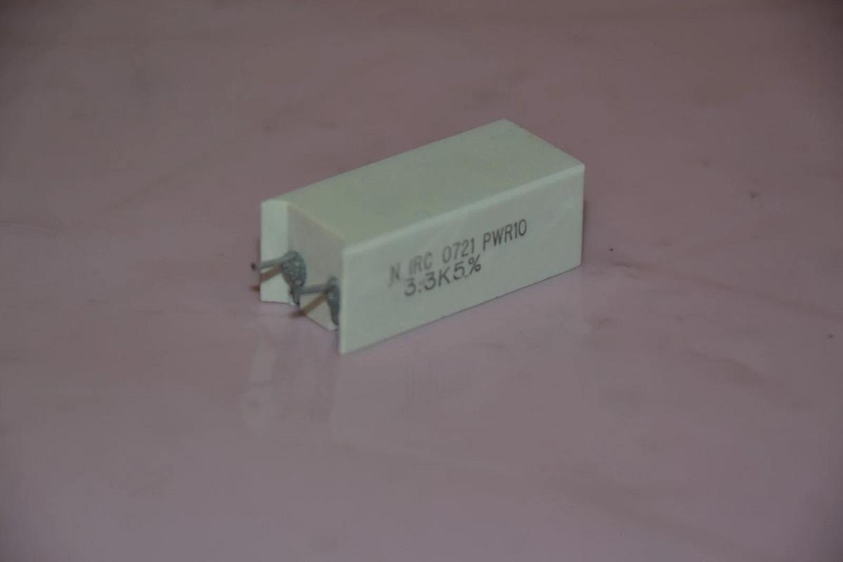 Lot 77 Siemens IRC Switches PWR103301J PWR-10-3.3K-5 NIRC 0721 PWR10 3.3K5% NEW