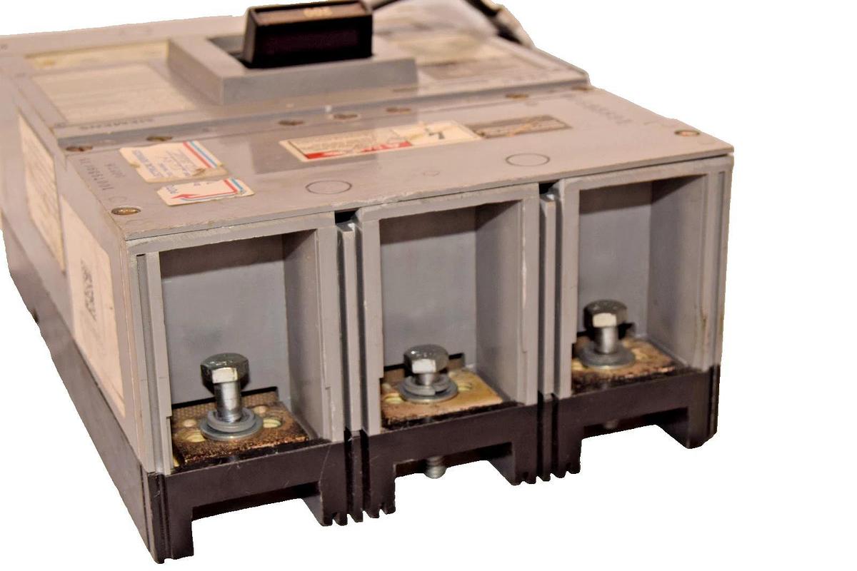 Used Siemens I-T-E Sentron Breaker 200a SHJD69200NGTH SHJD6 600v 3p 200 Amp Trip