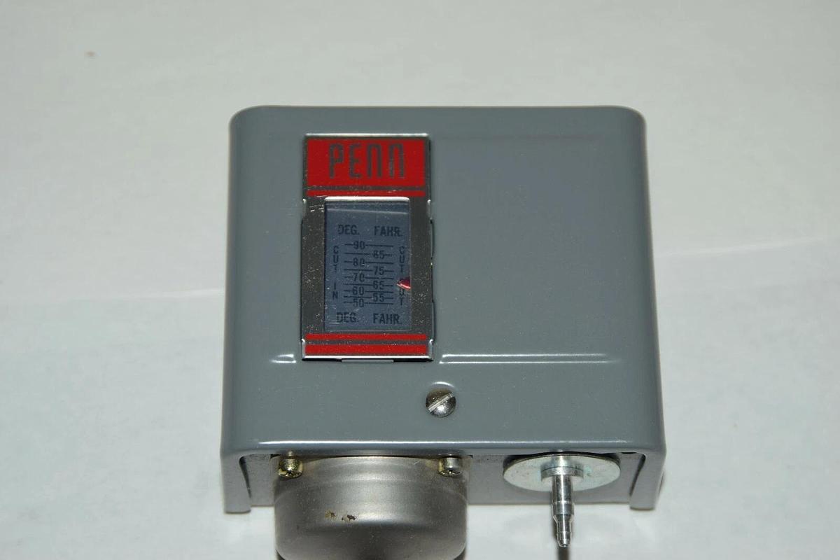 (NEW) JOHNSON CONTROLS A40EA-4C A40EA4C Pneumatic Temperature Control