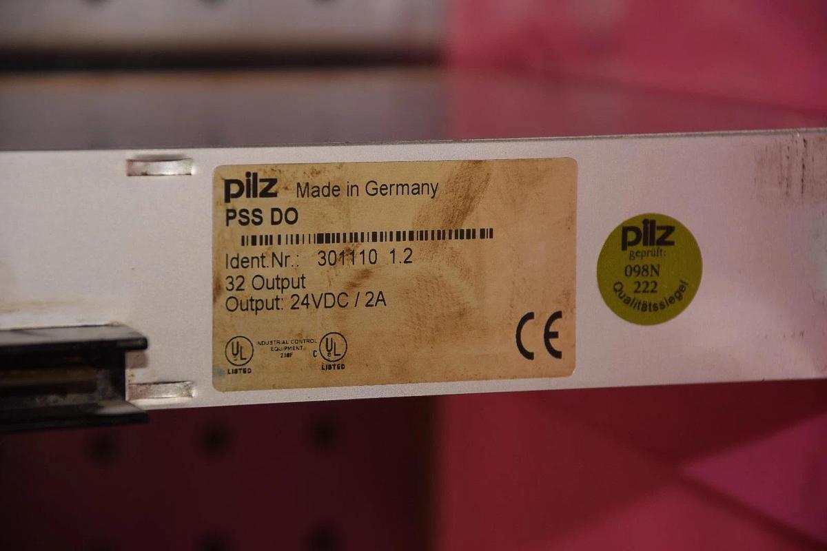 Used PILZ PSS DO 301110 1.2 30111012 3011101.2 OUTPUT MODULE
