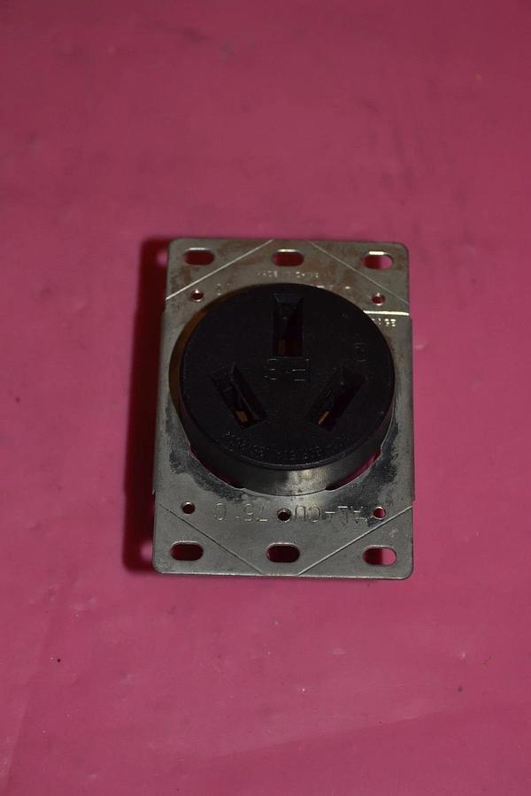 Used PASS & SEYMOUR RECEPTACLE AL-CU AL CU ALCU 10-50R 50A 125/250V
