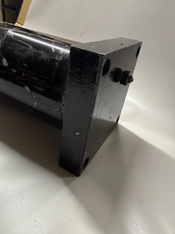 Used Vermeer Cylinder 307378001 6000 GP 307378061 6000GP Isolator