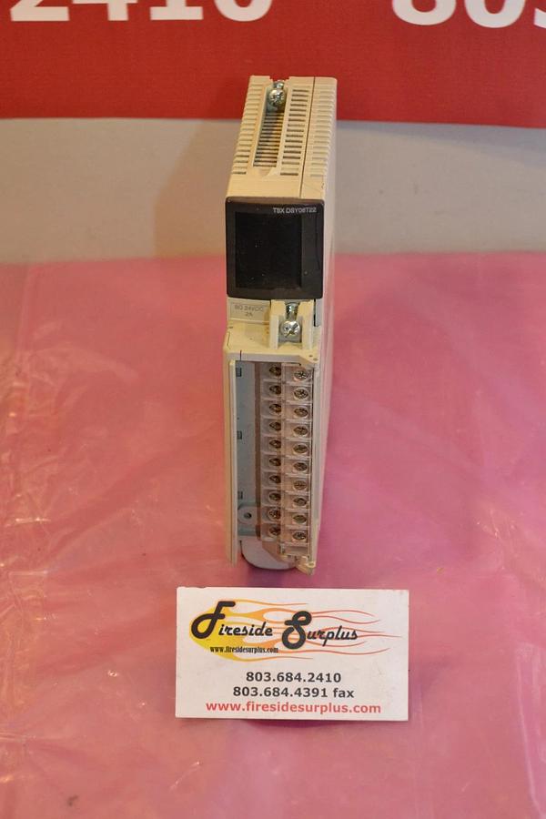 Used LOT OF 2 SCHNEIDER AUTOMATION SA TSX PREMIUM TERMINAL BLOCK TSXDSY08T22 24 VDC