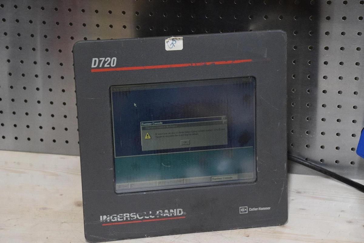 Used Cutler-Hammer D720  DS71205-01 Operator Interface Industrial PC