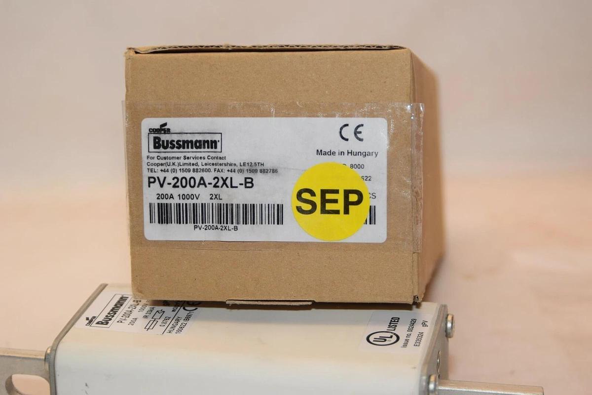 (NEW) BUSSMANN PV-200A-2XL-B 200A 1000V 33kA Bolt-In Fuse