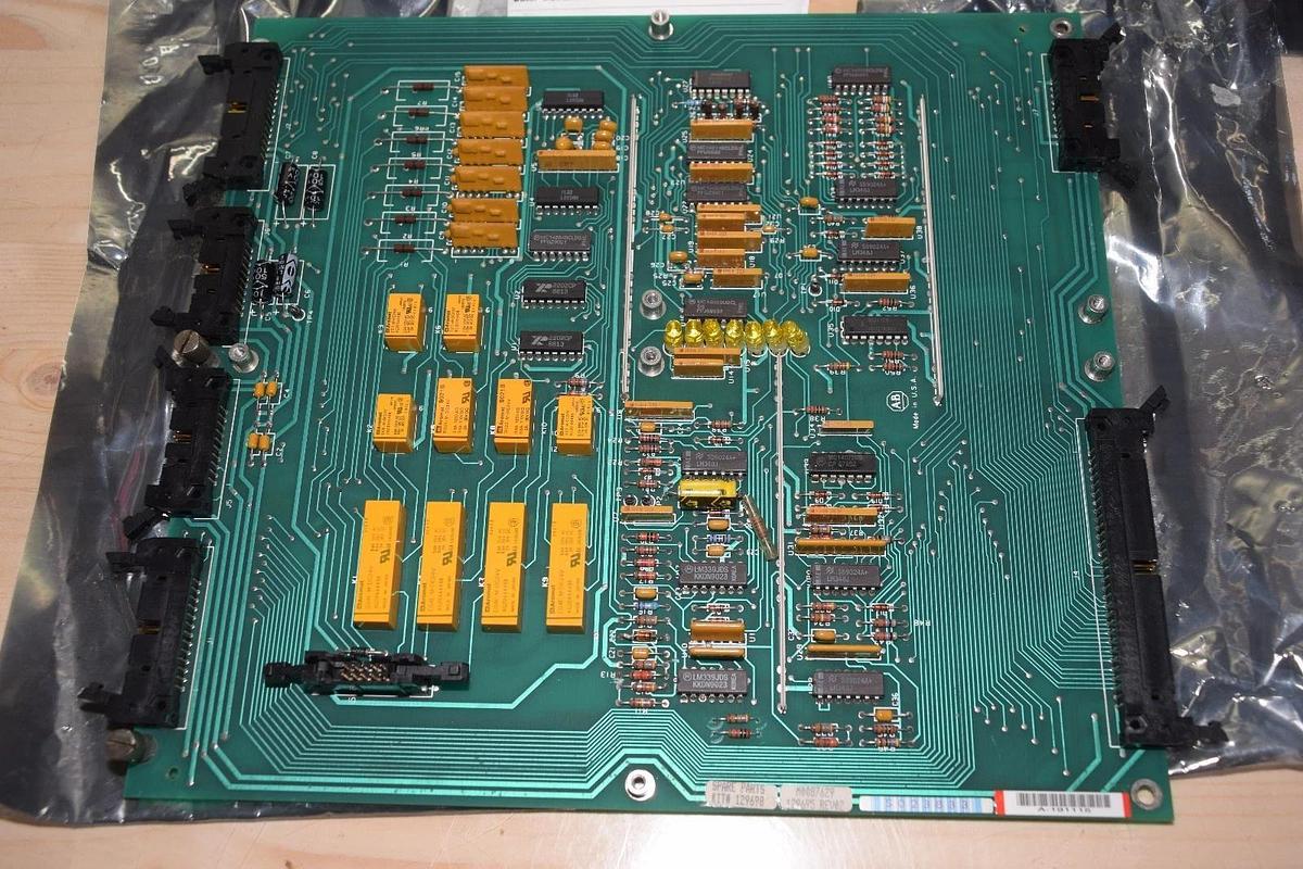 Allen Bradley  129698 3-0003129 CAT CIRCUIT BOARD Refurb