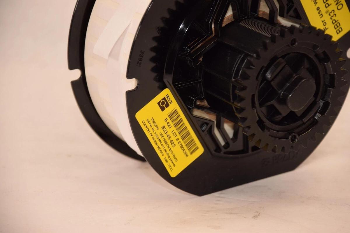 (NEW) BRADY B33-45-423 1.50" x 0.25" White Workhorse Labels