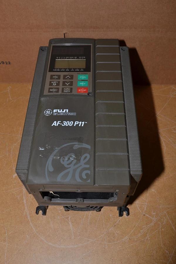 Used FUJI ELECTRIC 6KP1143002X1B1 AF-300 P11 2HP 480V DRIVE