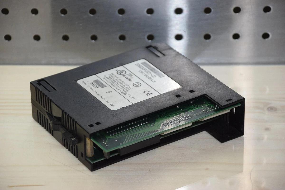 Used GE Fanuc IC693CPU331-CD IC693CPU331CD IC693CPU331 CPU Module
