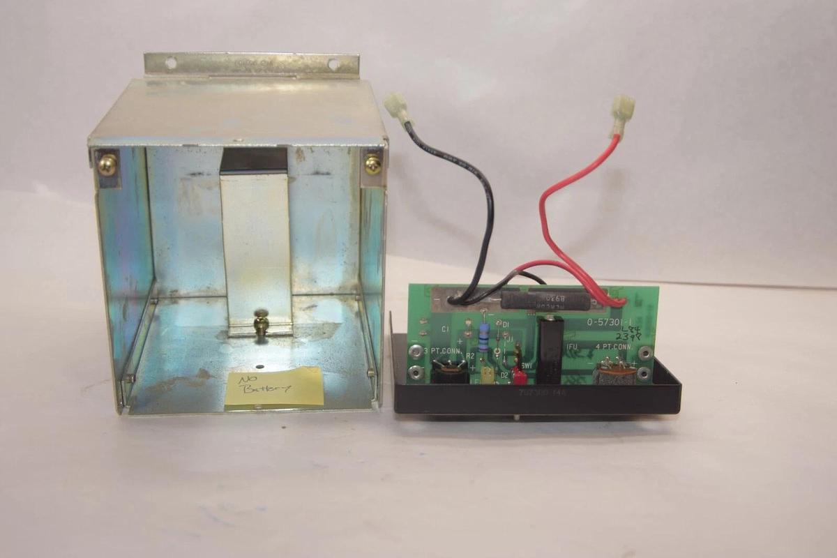 Used RELIANCE ELECTRIC 610293-5A Battery Backup Unit *No Battery*