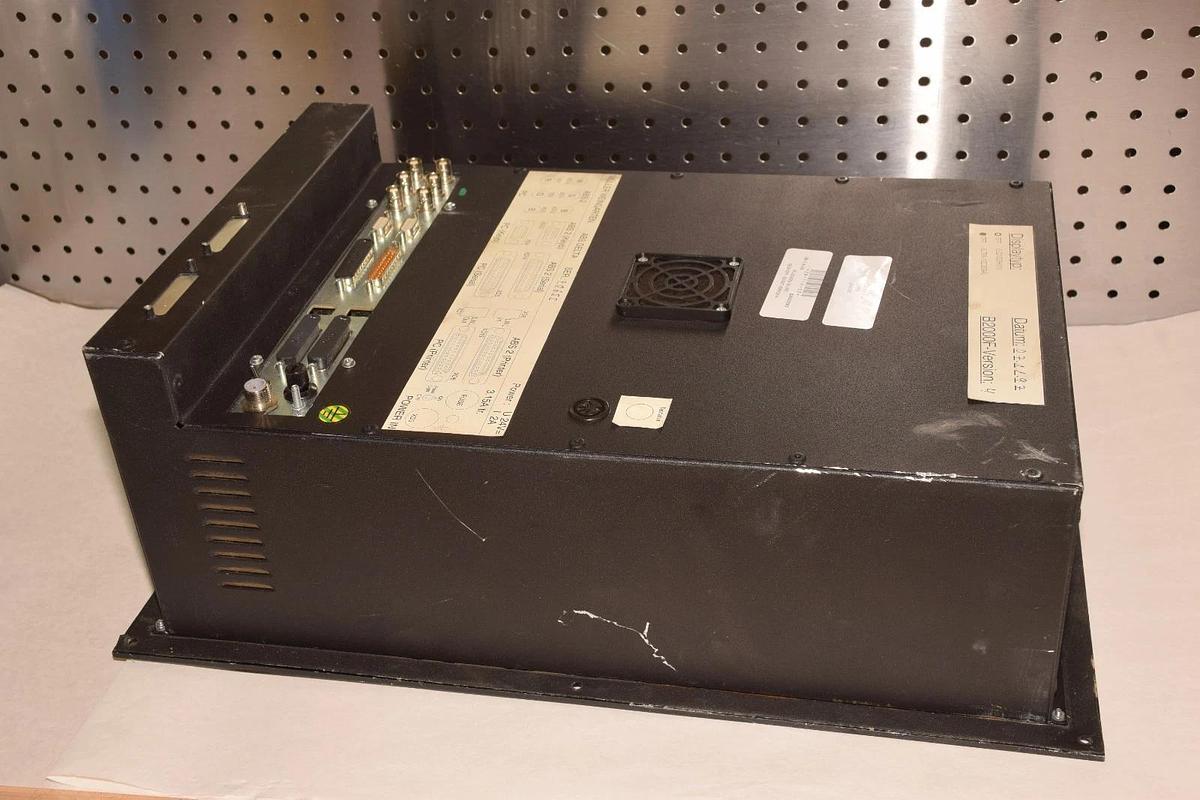 Used BECKHOFF  PC Control Unit PC Screen B-line B2000F DA002383 2B-1-A-03