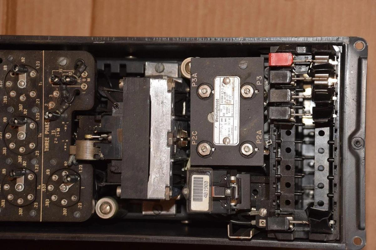 Used (Lot of 2) WESTINGHOUSE KD-10 Distance Relay 719B195A16 120V .18-3.7 Ohms