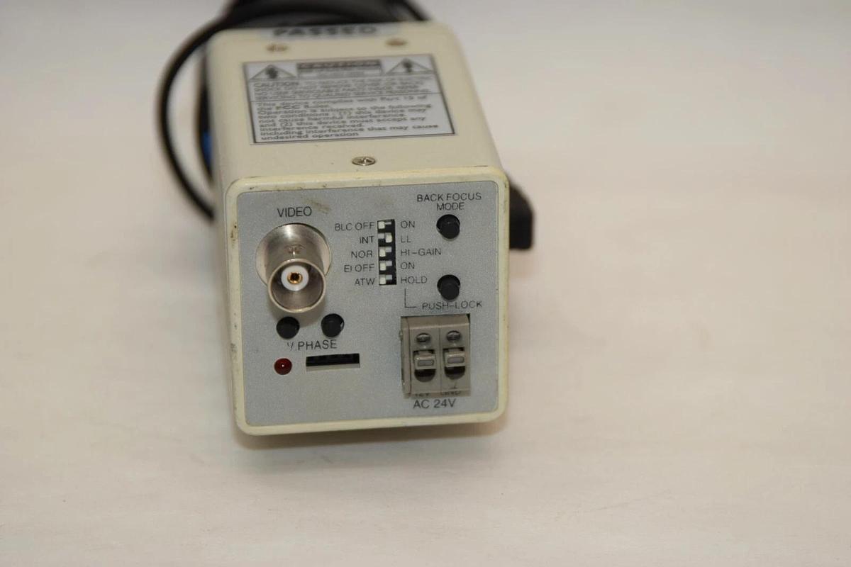 Used RAINBOW CLD46D CCTV Hi-Res 1/3" DSP 24V Security Camera W/ 2.8-12mm 1:1.3 Lens