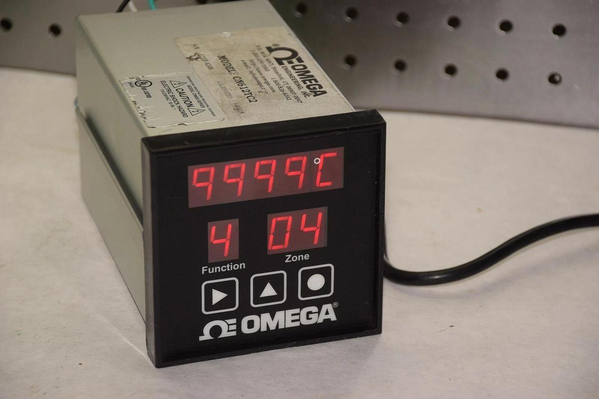Used Omega Temperature Controller CN600 CN612TC2
